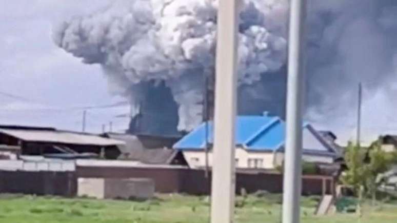 O governador de Irkutsk (R&uacute;ssia) publicou um v&iacute;deo mostrando as consequ&ecirc;ncias do ataque de drones