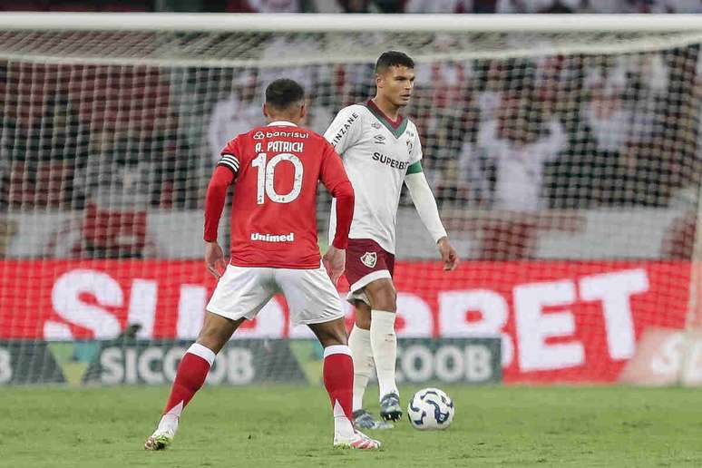 Fluminense teve atua&ccedil;&atilde;o consistente na vit&oacute;ria sobre o Inter &ndash;