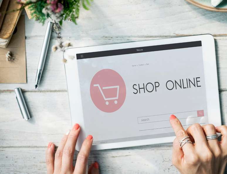 e-commerce-perde-trznj10cqhr6.jpg