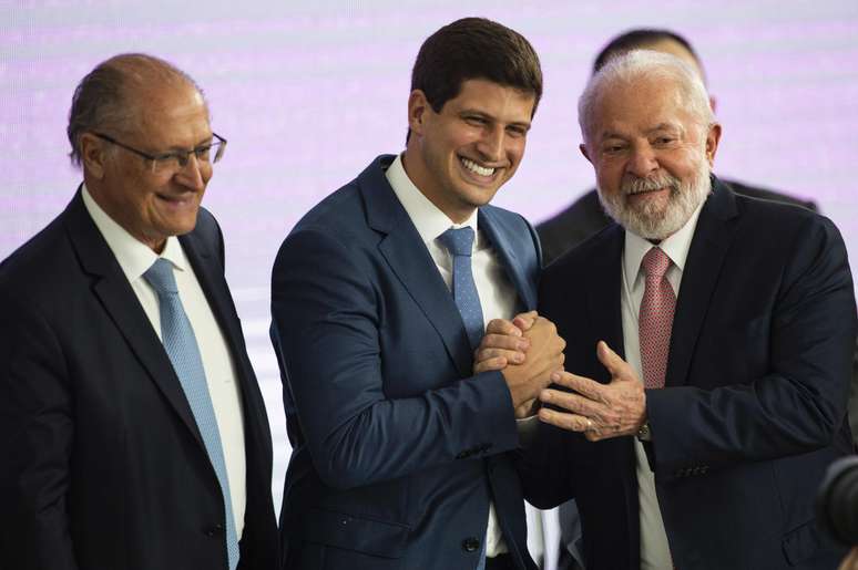 João Campos assumiu a presidência do PSB, partido do vice-presidente Geraldo Alckmin, neste domingo, 1º