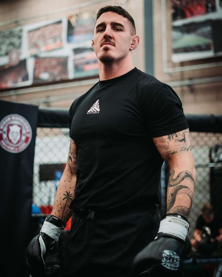 Tom Aspinall, campeão interino dos pesados do UFC 