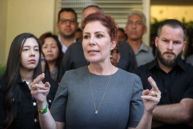 Carla Zambelli afirmou que irá viver na Europa e fazer campanha política no continente