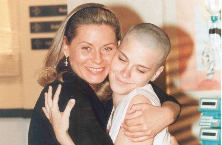 Vera Fischer e Carolina Dieckmann em cena de 'La&ccedil;os de Fam&iacute;lia'