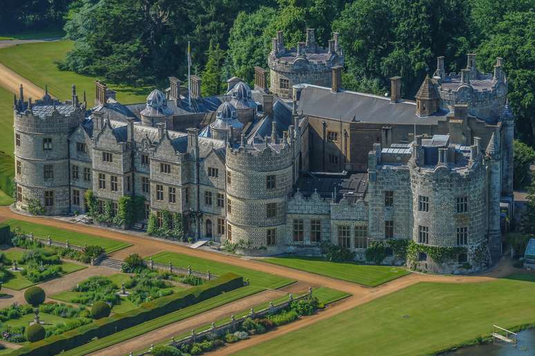 O pal&aacute;cio usado em &ldquo;Royal Engagement&rdquo; foi o Castelo de Longford, na Inglaterra | David Goddard/Getty Images