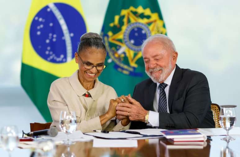 O presidente Lula e a ministra do Meio Ambiente, Marina Silva, em evento nesta terça-feira: governo federal criou três unidades de conservação.