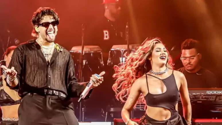 Bailarina de Zé Felipe, apontada como pivô da separação, quebra o silêncio: 'Todo mundo já sabe'