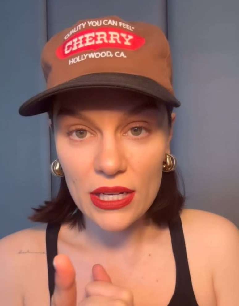 Jessie J passará por cirurgia após ser diagnosticada por câncer de mama