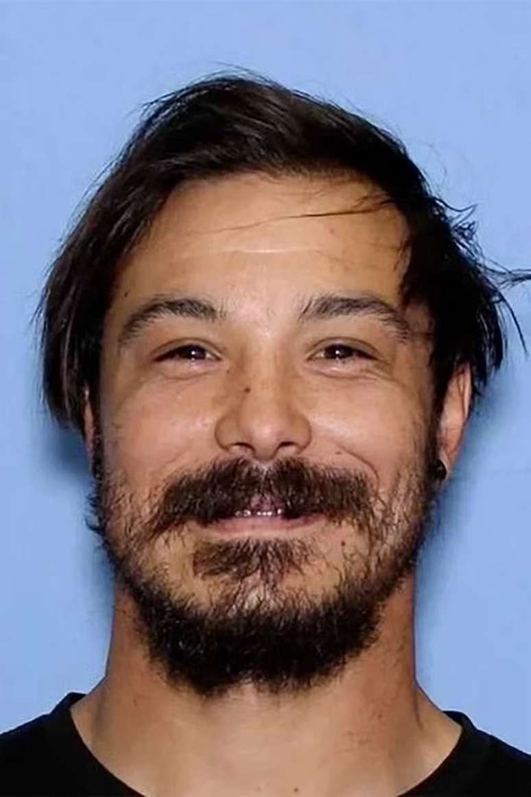 Travis Decker, de 32 anos, pai das meninas encontradas mortas