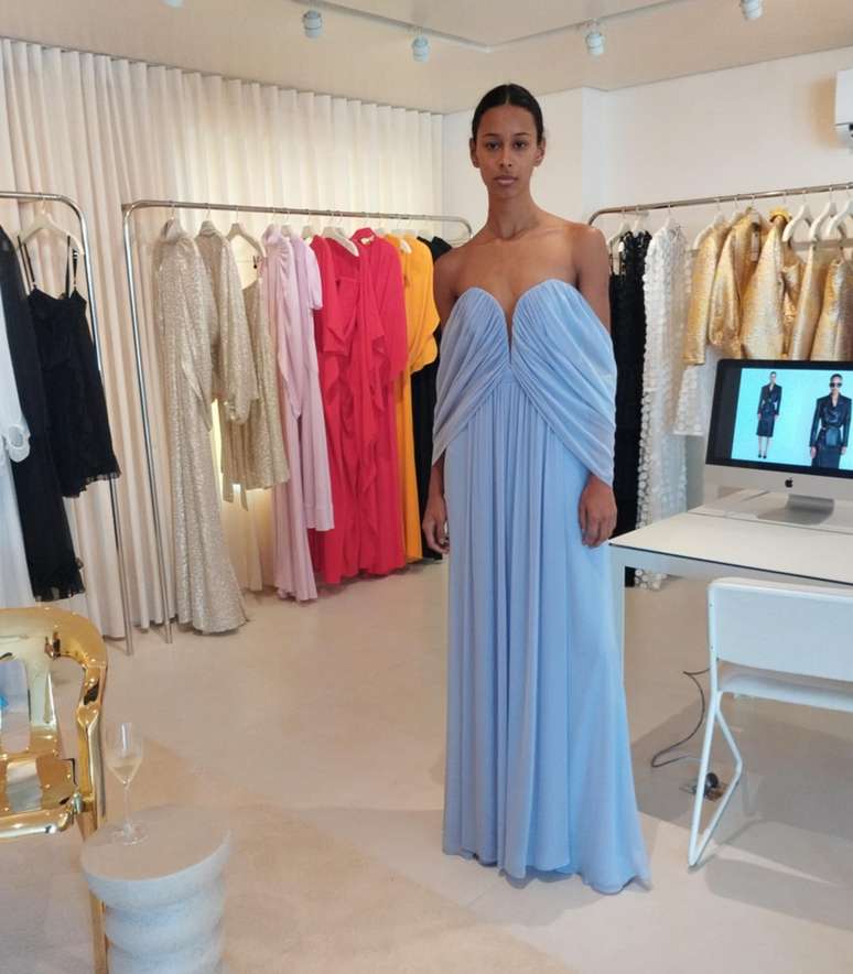 Modelos desfilaram alguns looks da nova coleção de Reinaldo Lourenço