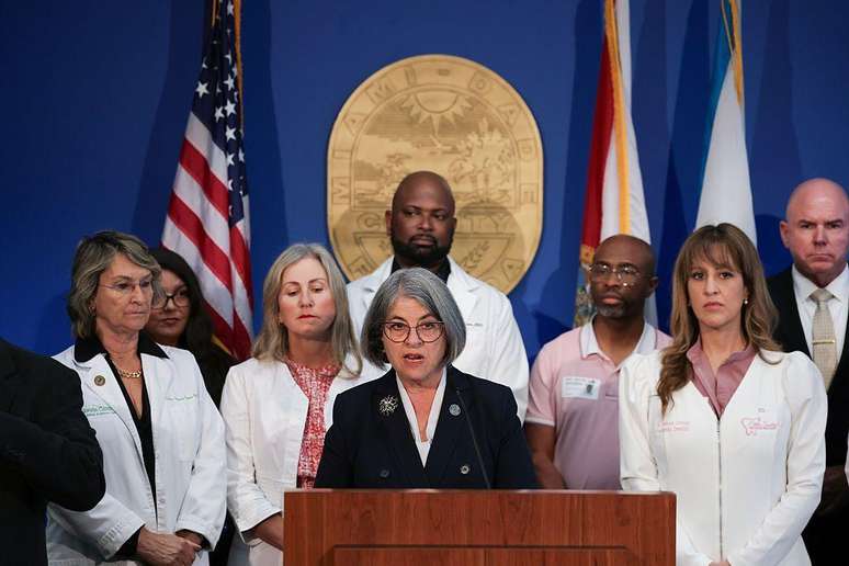 Em Miami, autoridades de saúde debatem a possibilidade de remover flúor da água