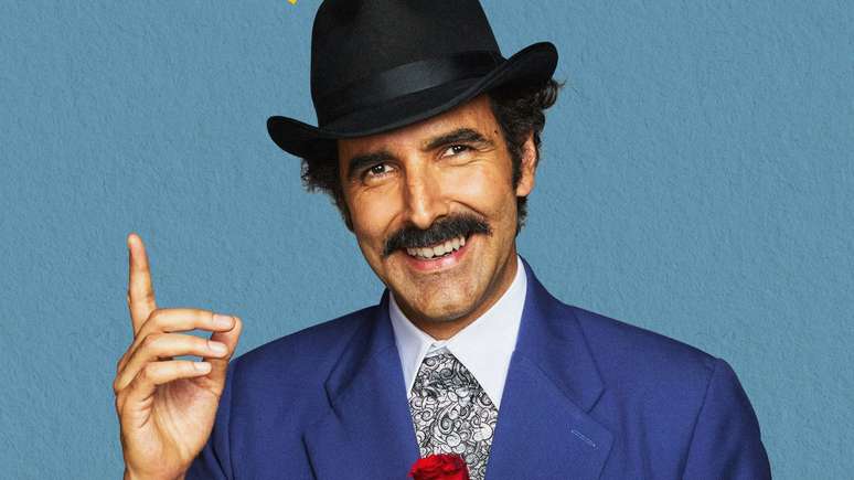 Arturo Barba caracterizado como Professor Girafales - Divulga&ccedil;&atilde;o