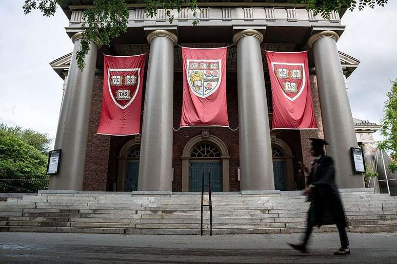Harvard tem cerca de 6,8 mil estudantes estrangeiros
