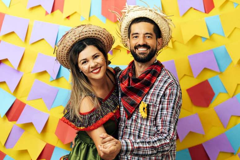 É possível transformar peças do guarda-roupa em trajes de festa junina