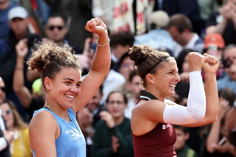Paolini e Errani decidir&atilde;o Roland Garros contra cazaque e s&eacute;rvia