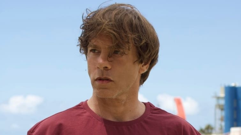 O surfista revelou mais detalhes de sua prepara&ccedil;&atilde;o para bater o recorde