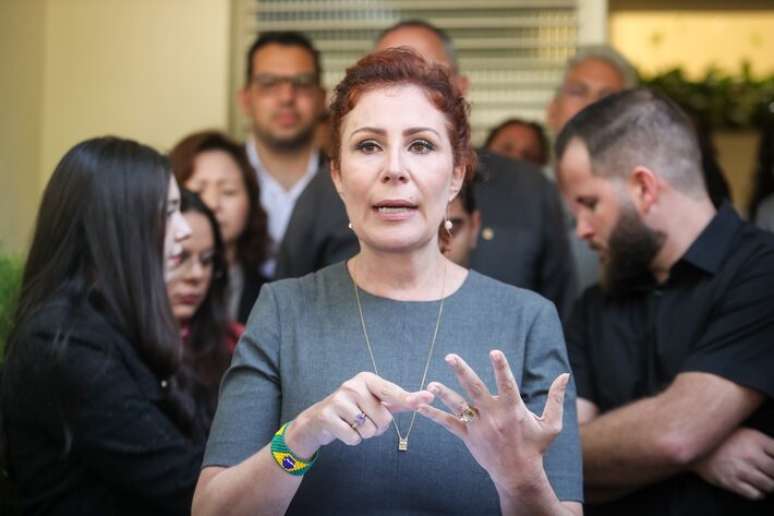 Carla Zambelli foi condenada pelo STF