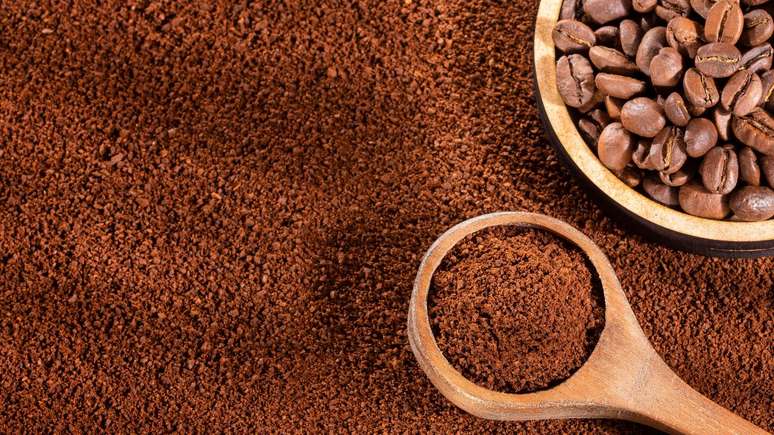 Quais s&atilde;o os riscos do descarte errado da borra de caf&eacute;? Entenda o impacto ambiental e dicas de como reutiliz&aacute;