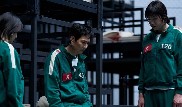 3&ordf; temporada de 'Round 6': foto in&eacute;dita mostra que participante querido N&Atilde;O MORREU e foi salvo. Entenda a teoria!.