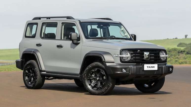 GWM Tank 300 é o primeiro modelo da marca de SUVs híbridos 4x4 da montadora chinesa no Brasil