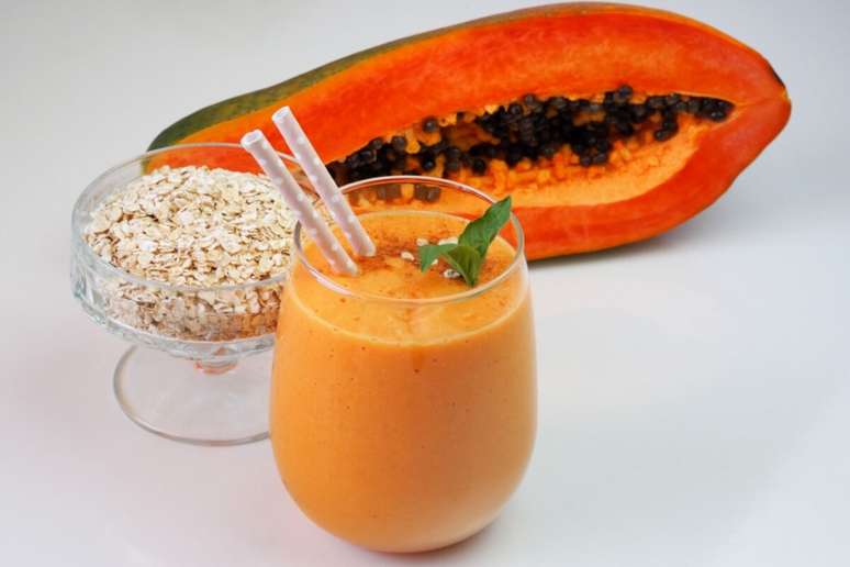 Vitamina de mamão com aveia 
