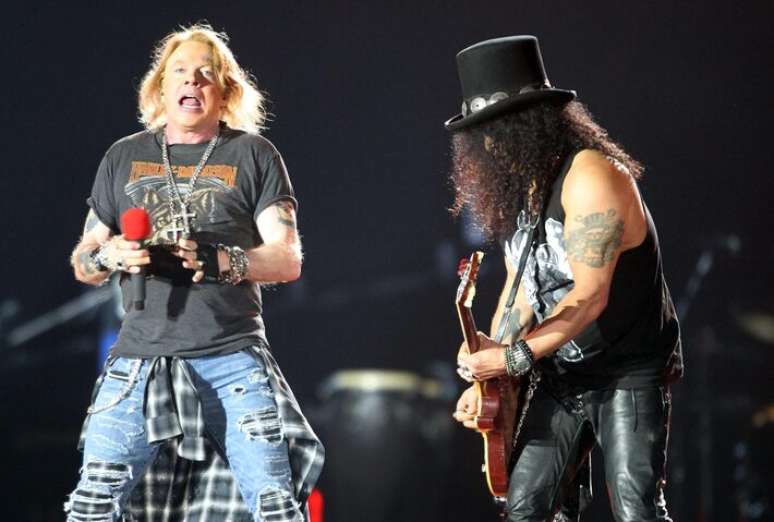 Guns N' Roses anuncia cinco shows no Brasil.