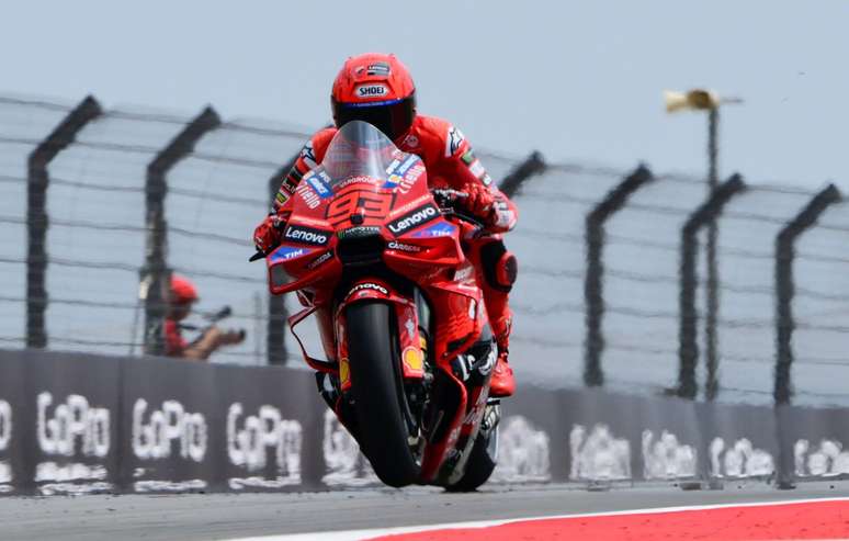Marc Márquez lidera treino classificatório em Aragón