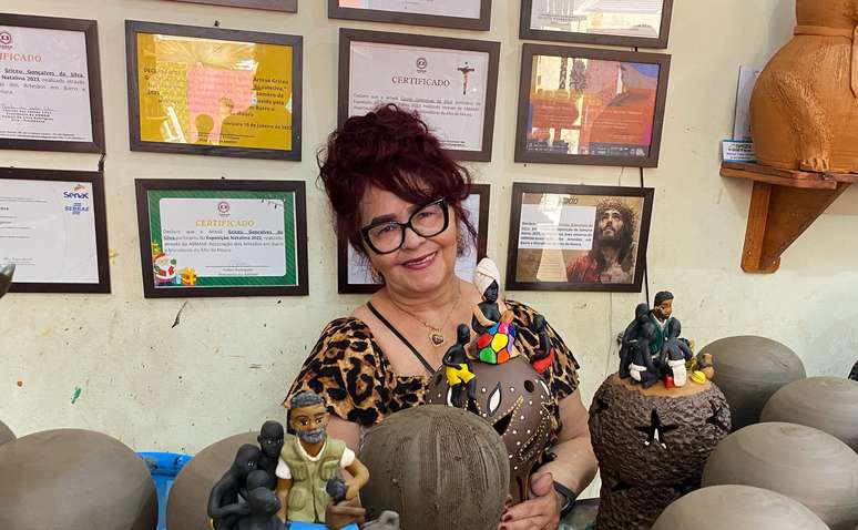 Por meio da arte, Griceu Gon&ccedil;alves da Silva retrata sua trajet&oacute;ria de vida e celebra a cultura negra e nordestina