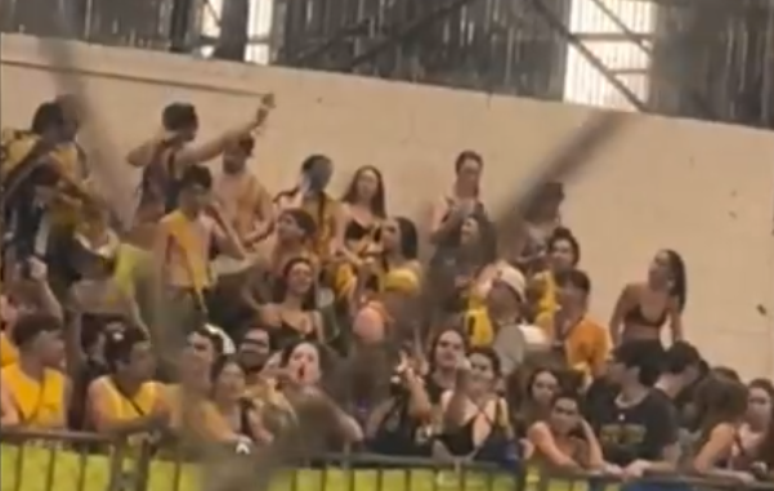Ofensas foram feitas durante competição no ano passado