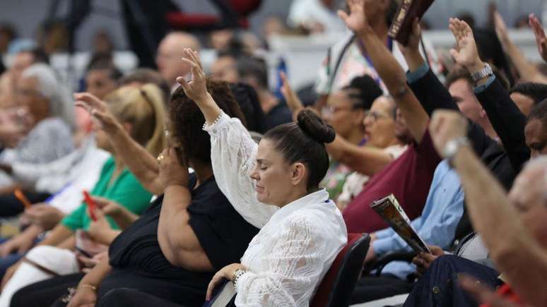 A diretora do ISER v&ecirc; com ceticismo proje&ccedil;&otilde;es estat&iacute;sticas que apontam para uma maioria evang&eacute;lica no Brasil nos pr&oacute;ximos anos