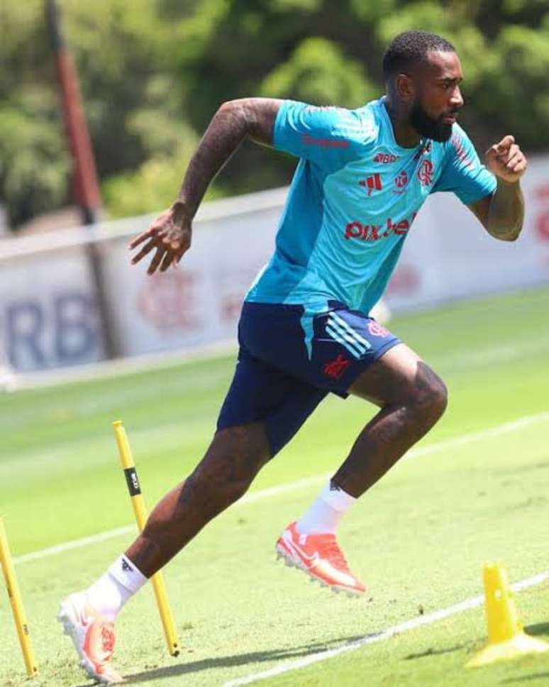 Gerson durante treinamento do Flamengo (Foto: Gilvan de Souza/Flamengo)