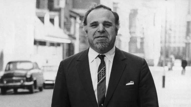 Don Arden em 1968, quando era empres&aacute;rio do grupo Amen Corner -