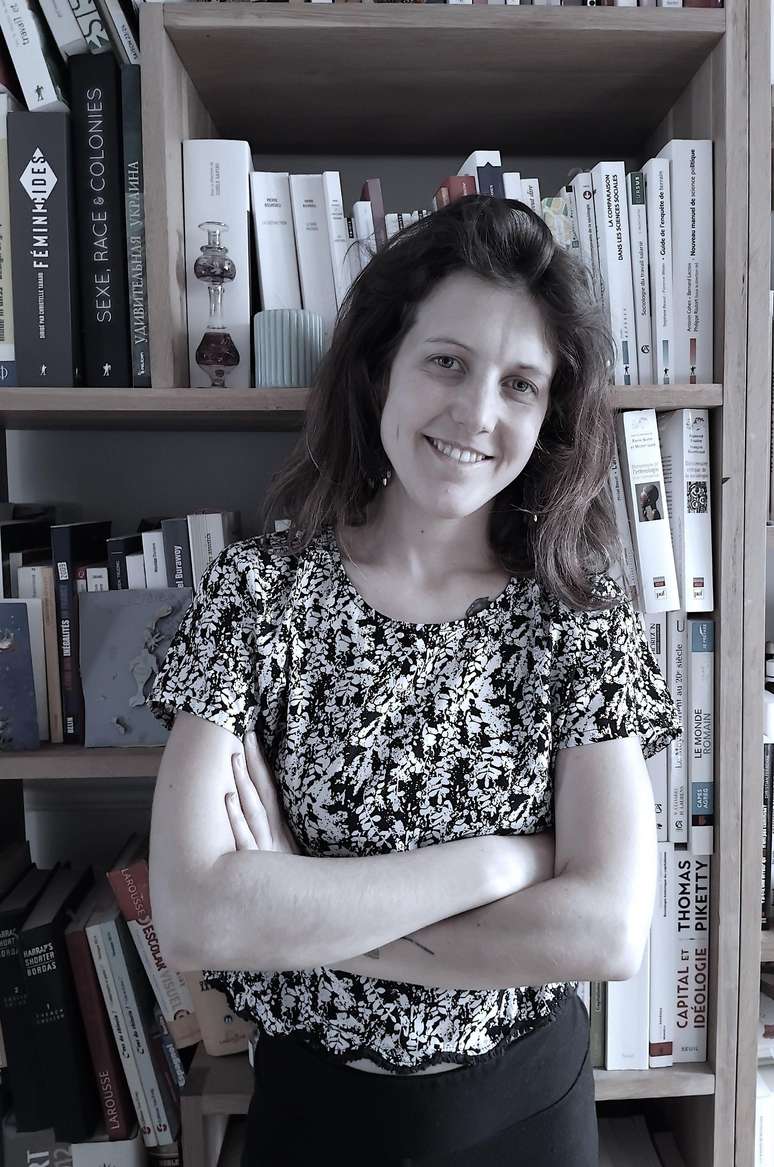 Aliz&eacute;e Delpierre pesquisa no Centro Nacional de Investiga&ccedil;&atilde;o Cient&iacute;fica da Fran&ccedil;a