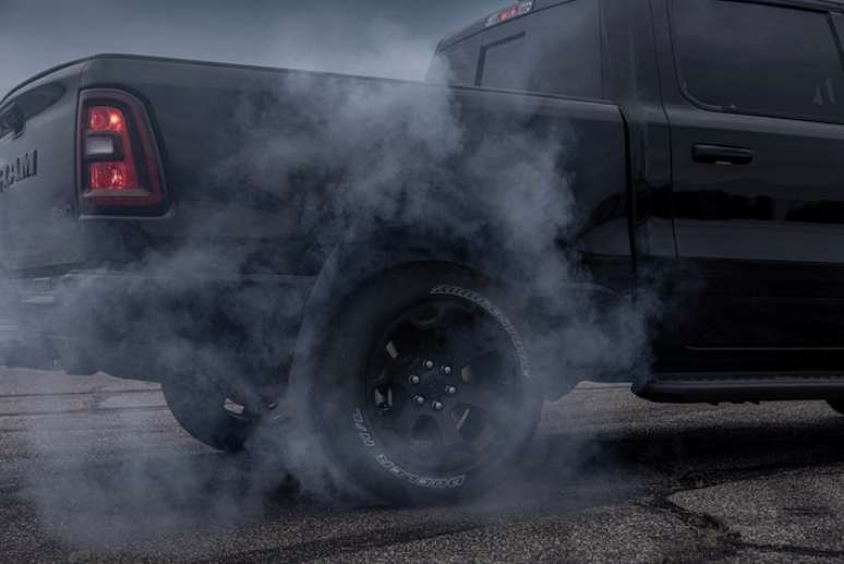 RAM 1500 V8 HEMI pode não ser a mais rápida, mas está ligada ao imaginário americano