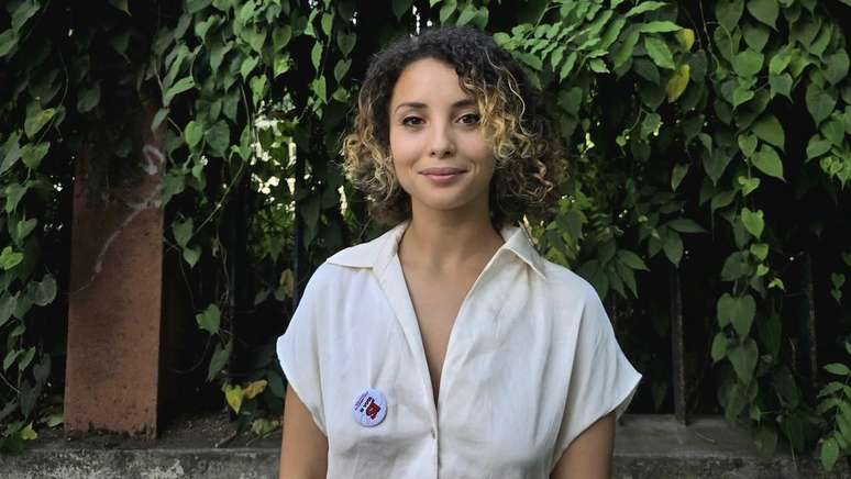 Insaf Dimassi diz que 'n&atilde;o ser vista como cidad&atilde; &eacute; extremamente doloroso e frustrante'