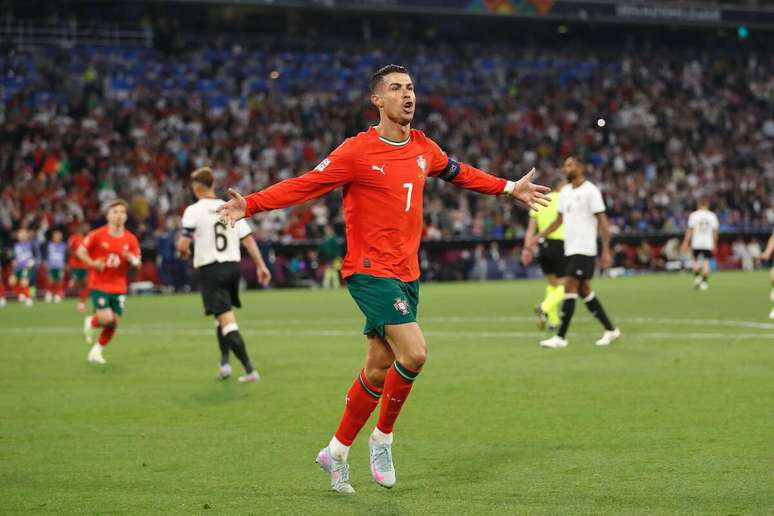 Cristiano Ronaldo (Portugal) celebrando seu gol contra a Alemanha, no dia 04.06.2025 