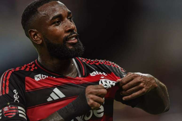 Gerson em ação pelo Flamengo