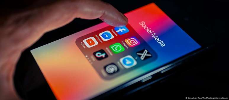 Uma pesquisa mostrou que 67% das empresas do setor de comércio e serviços do país utilizam o WhatsApp como principal canal de venda.