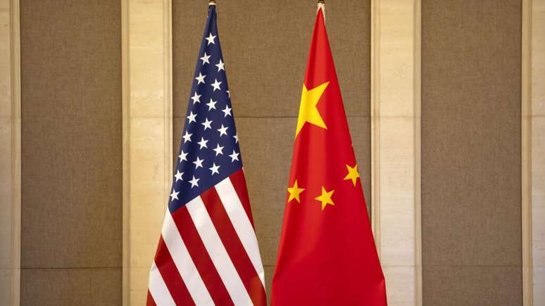 China e Estados Unidos discutem, em Londres, medidas para tentar mitigar as consequências da guerra comercial entre as duas maiores economias do mundo. (imagem ilustrativa).