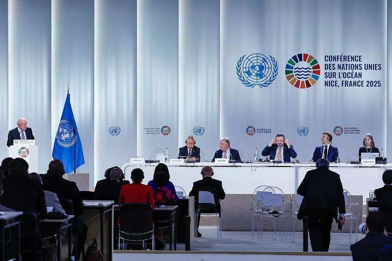 Presidente da Rep&uacute;blica, Luiz In&aacute;cio Lula da Silva, durante sess&atilde;o de abertura da III Confer&ecirc;ncia das Na&ccedil;&otilde;es Unidas sobre os Oceanos (UNOC 3). Port Lympia, Nice - Fran&ccedil;a