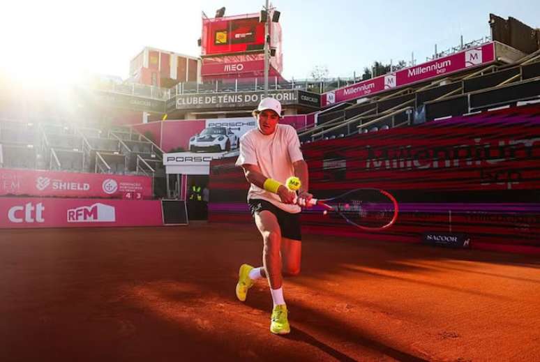 João Fonseca subiu no ranking da ATP e alcançou a melhor posição da carreira.
