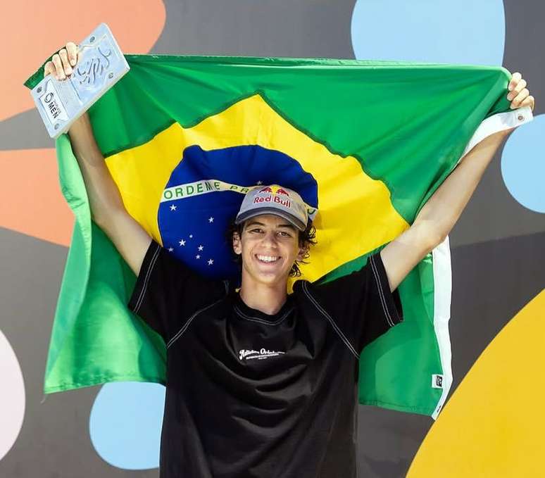 Gui Khury repete 900 graus duas vezes na final do park, mas fica em 3º na Copa do Mundo de Roma