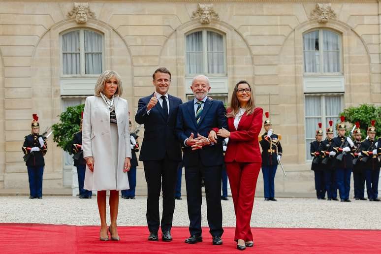Brigitte and Emmanuel Macron alongside Lula and Janja da Silva: media pairs Brigitte and Emmanuel Macron alongside Lula and Janja da Silva: media pairs