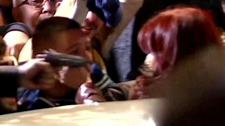 Momento em que tentaram atirar na então vice-presidente, em 2022