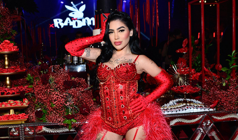 Sexy! Mc Mirella celebrates 27 years as a real “Playboy” bunny with a luxurious party; Look at the photos!