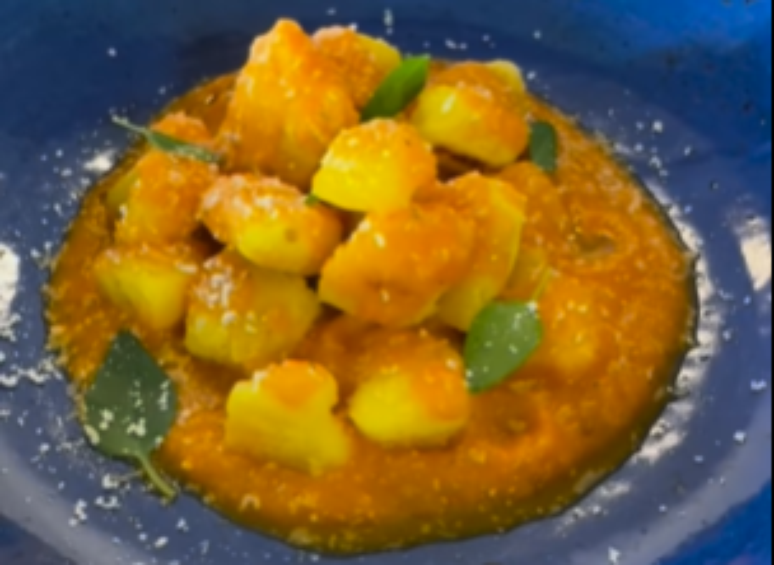 Manoc gnocchi with roast tomato sauce
