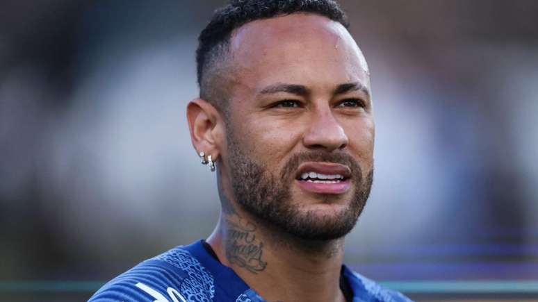 After recovering from Covid, Neymar receives a famous charity auction