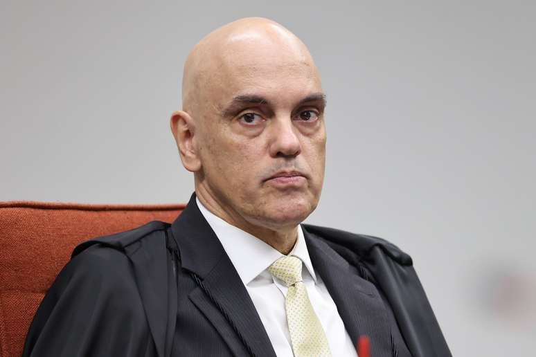 Ministro Alexandre de Moraes negou à Bolsonaro a exibição de vídeos durante interrogatório