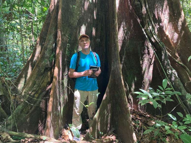'Acho que ele se encantou principalmente pelas pessoas que conheceu. Queria passar todo o seu tempo lá [na Amazônia]'