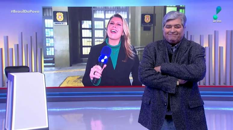 Momento 'The Voice' no telejornal policial: Datena põe repórter para cantar música sertaneja