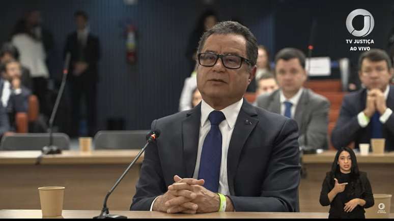  Almir Garnier Santos, ex-comandante da Marinha